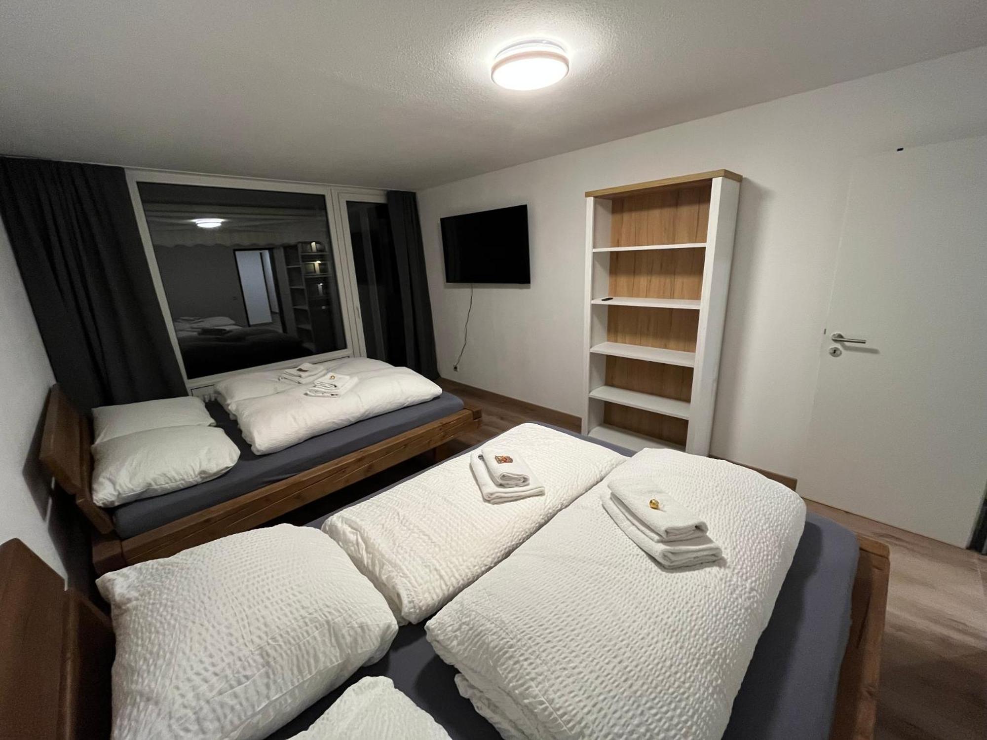 Frisch Renovierte Ferienwohnung โอเบอร์สเทาเฟิน ภายนอก รูปภาพ